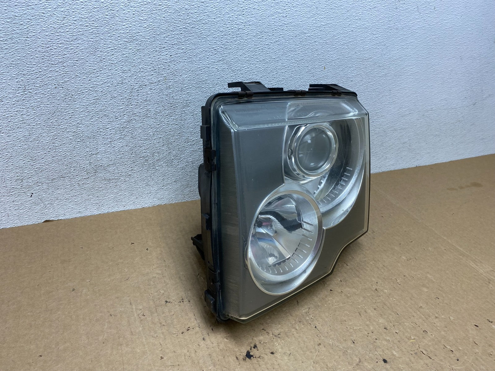 2003 to 2004 Land Rover Range Rover Left Driver Headlight Xenon HID AF9780 DW2