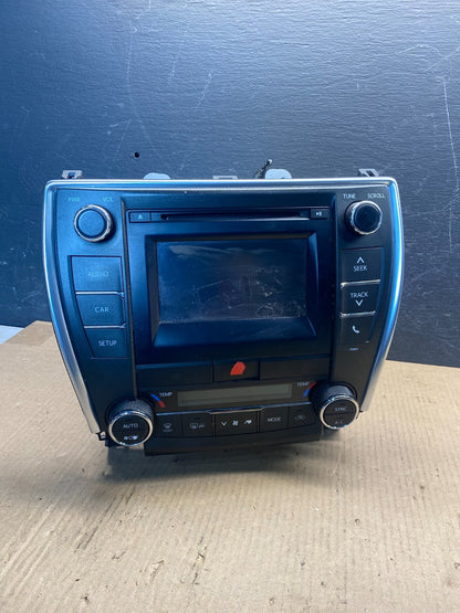 2015 Toyota Camry Radio CD Navigation Screen Display AE6381 DW0