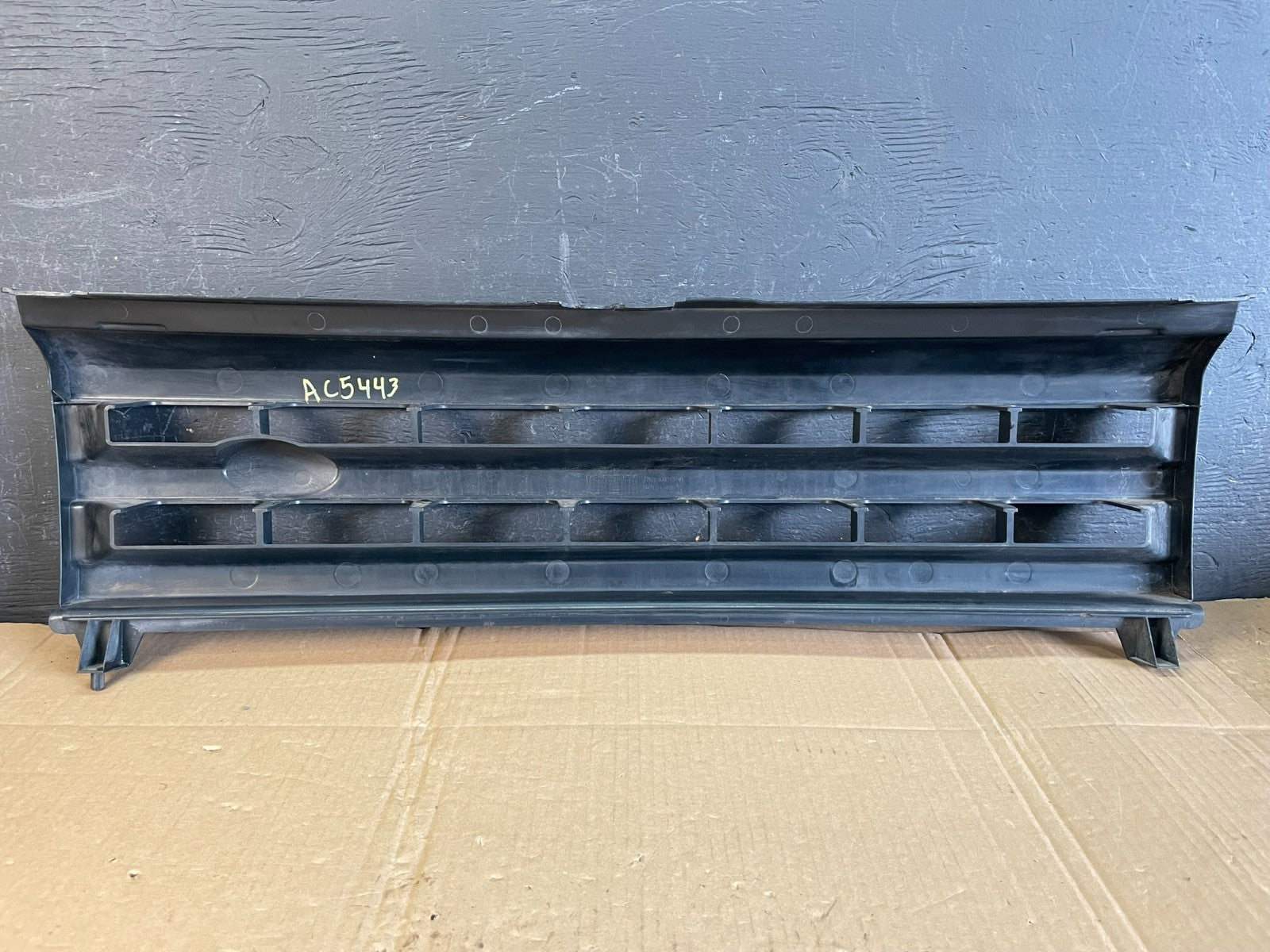 2003 2004 Land Rover Discovery 2 Front Upper Grill Grille ac5443 DG5