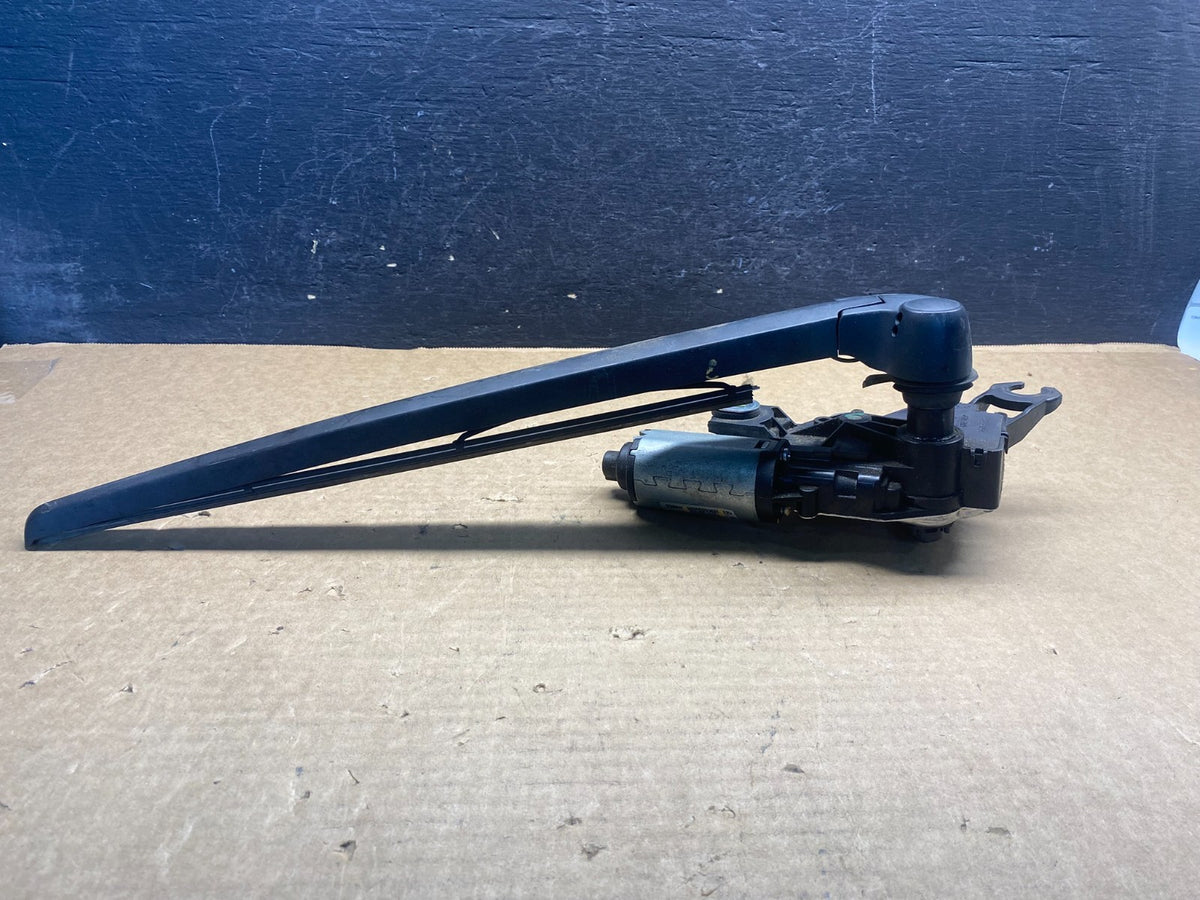 2007 to 2015 Audi Q7 Rear Windshield Washer Wiper Motor AF6648 DG3