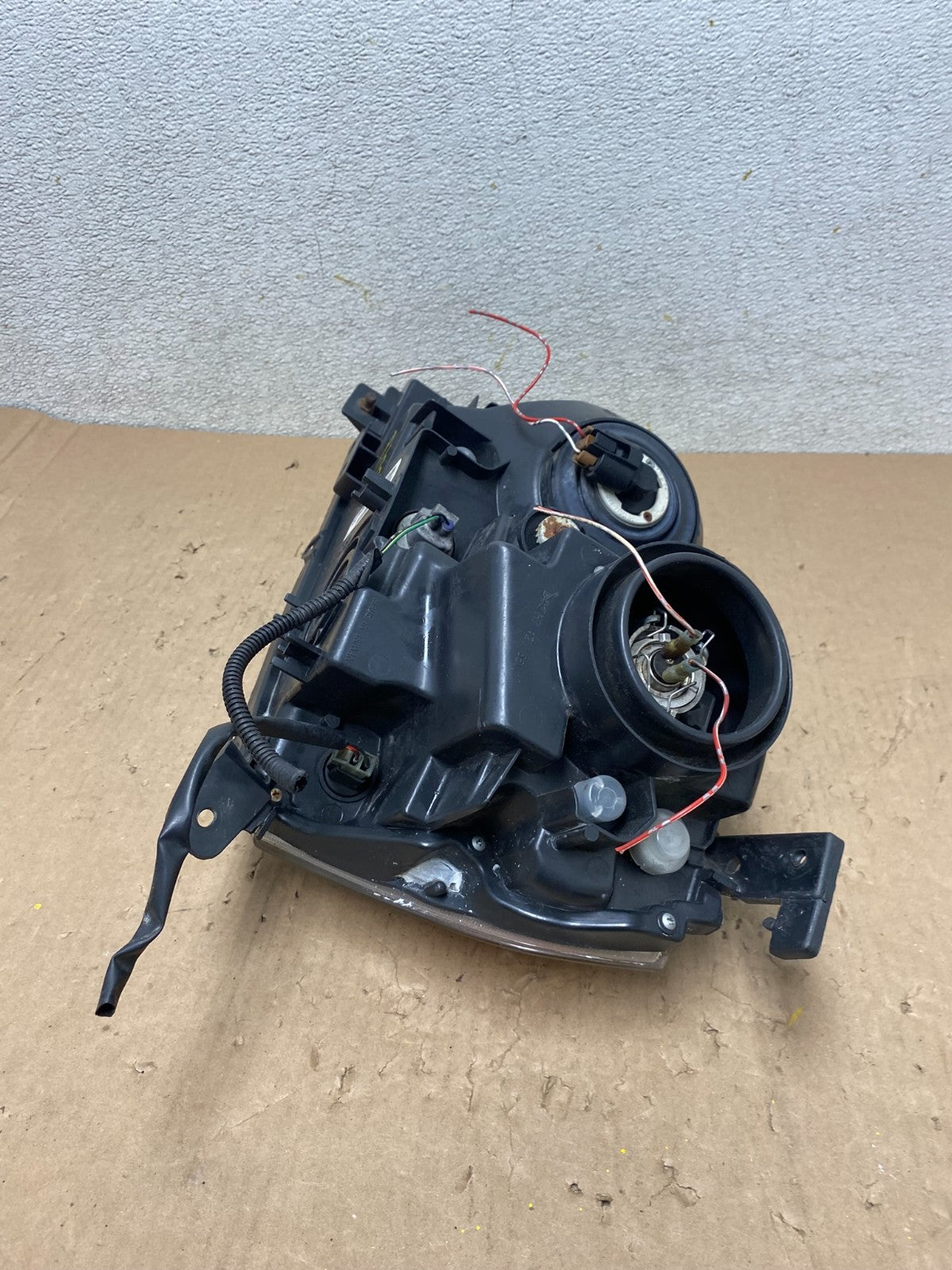 2006 2013 Suzuki Grand Vitara Right Passenger Rh Halogen Headlight DEPO R1335 DW6