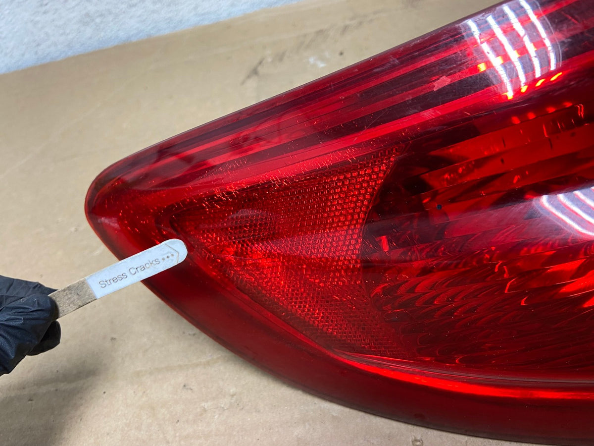 2007 - 2009 Hyundai Santa Fe Left Driver LH Side Tail Light AH8489 LK4
