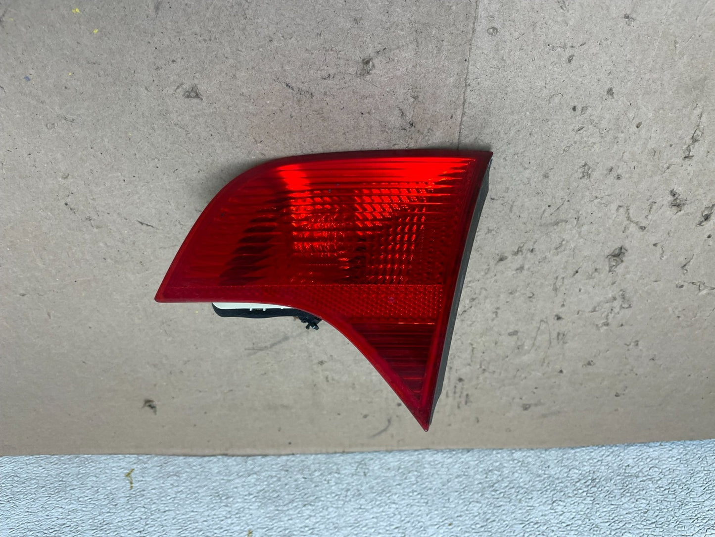 2004-2008 Audi A4 Sedan Right Passenger RH Side Inner Tail Light OEM Q4837 DW0