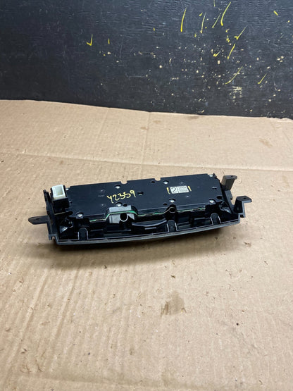2009-2014 Nissan Murano AM FM Radio CD Control Panel Y2359 DG4