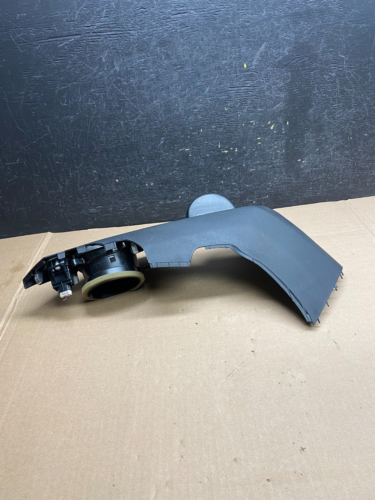 2009 - 2015 Honda Pilot Left Dash Vent Center Panel Bezel AI6236 DG1