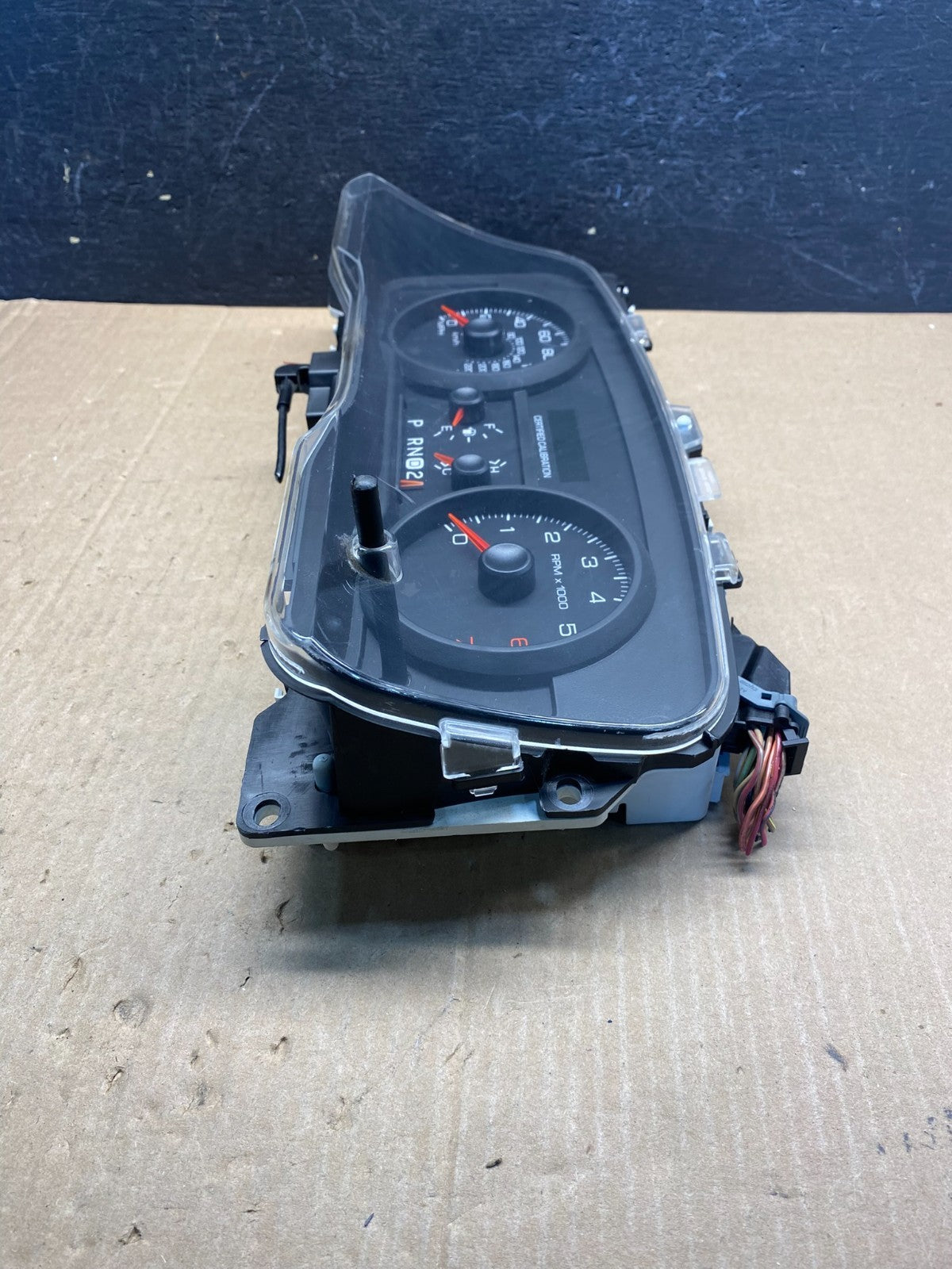 2009 to 2010 Mercury Marquis Speedometer Cluster Gauge ae7606 DG2