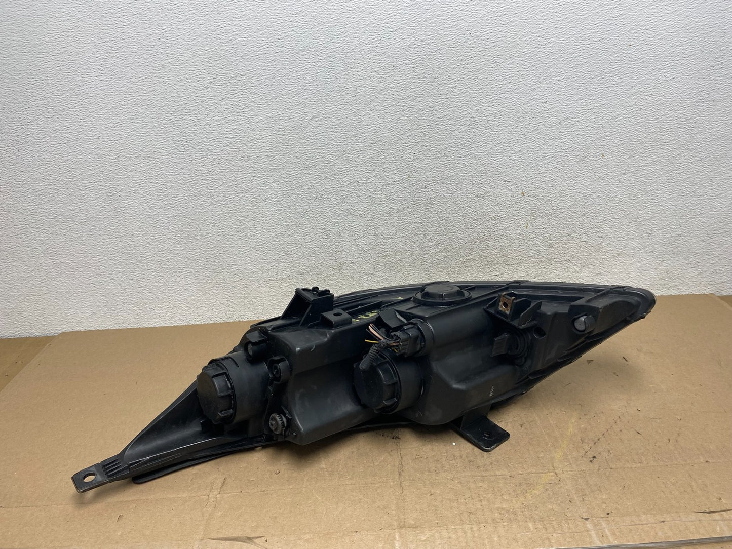 2010 2012 Kia Sportage Passenger Right Side Halogen Headlight AE6873 DG5
