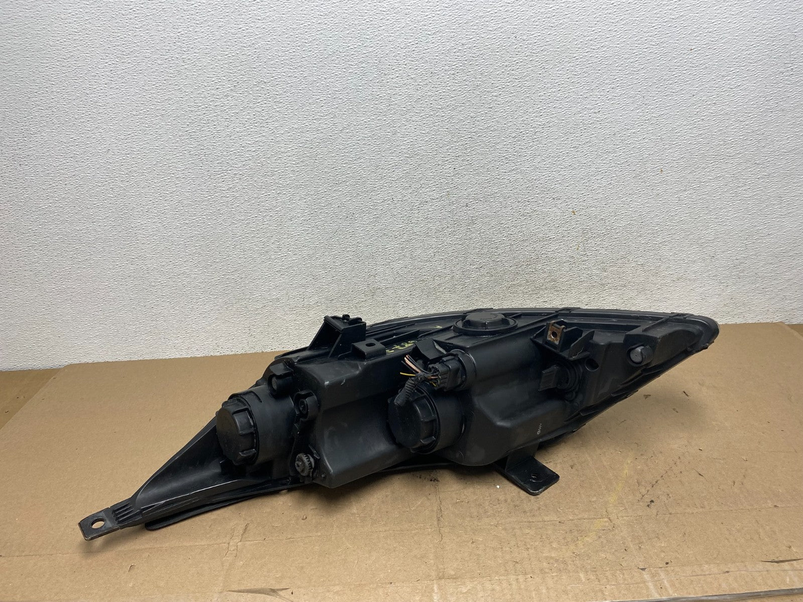2010 2012 Kia Sportage Passenger Right Side Halogen Headlight AE6873 DG5