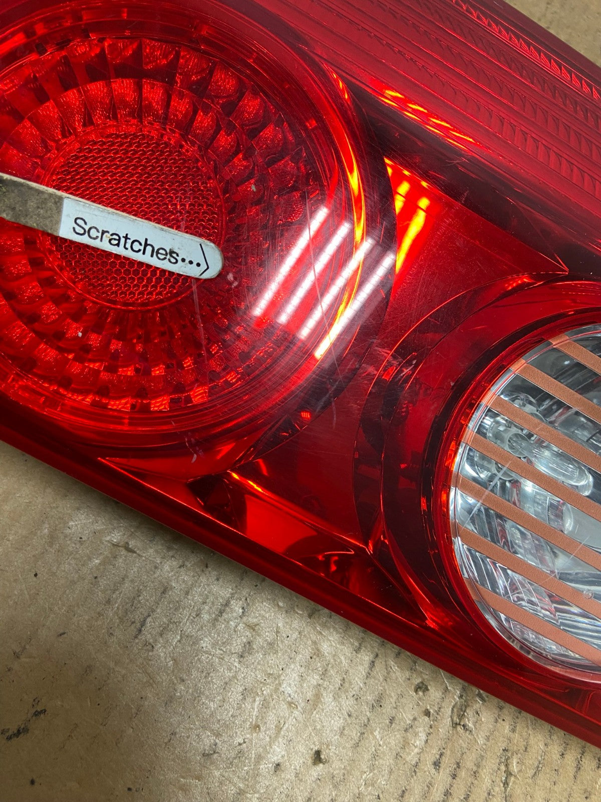 2006 - 2010 Toyota Sienna Left Driver Lh Side Inner Tail Light AE0615 LK3
