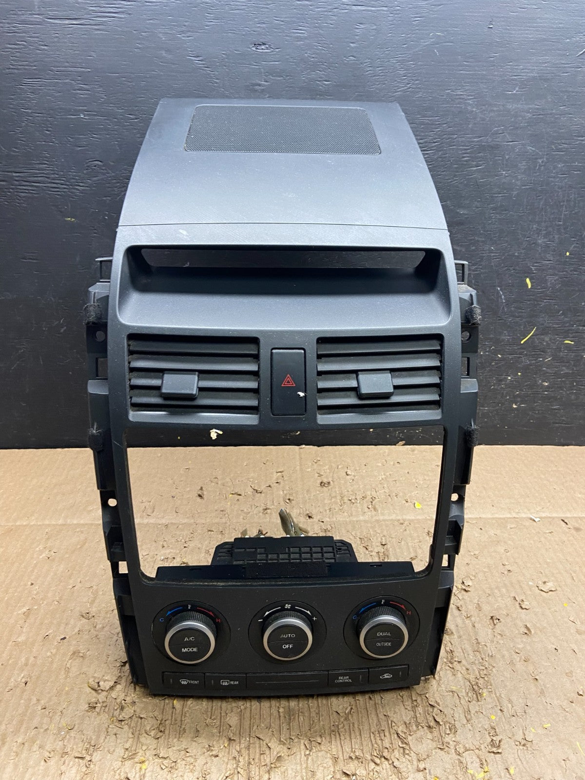 2007 - 2009 Mazda CX-9 Radio Dash Trim Bezel W/Vent AC Climate Control w0059 DG0