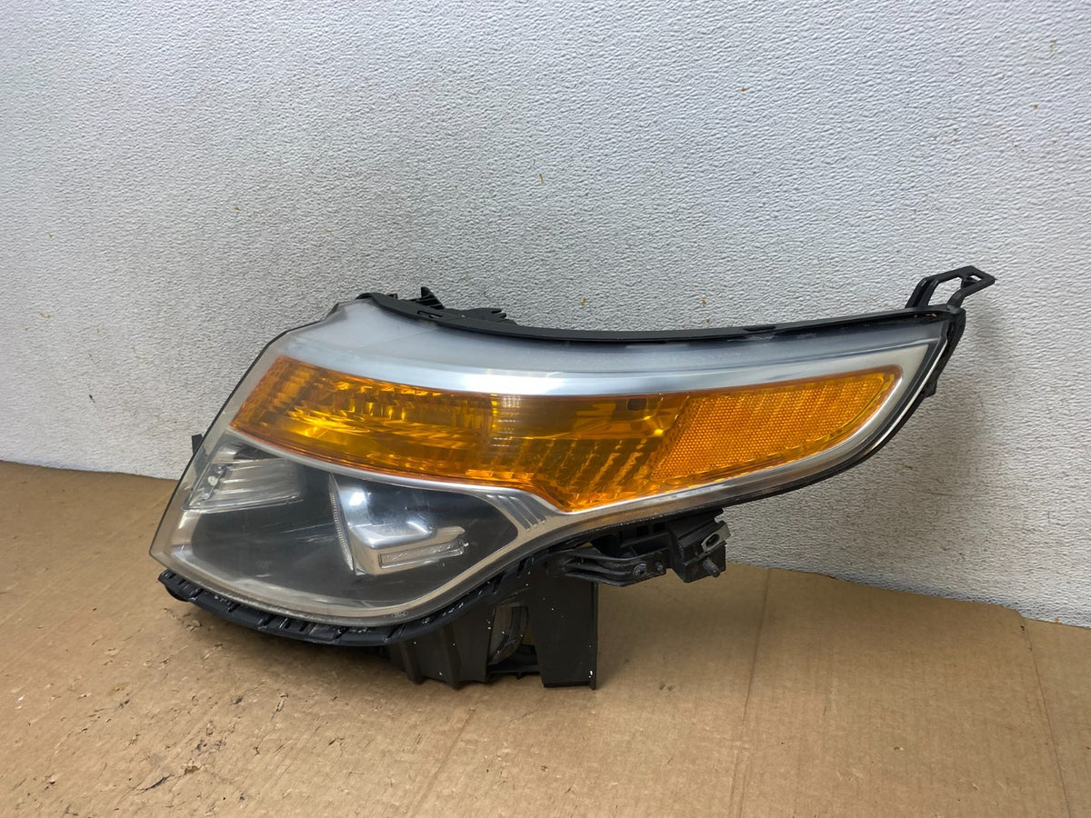 2011 to 2015 Ford Explorer Left Driver LH Halogen Headlight AI9079 DW1