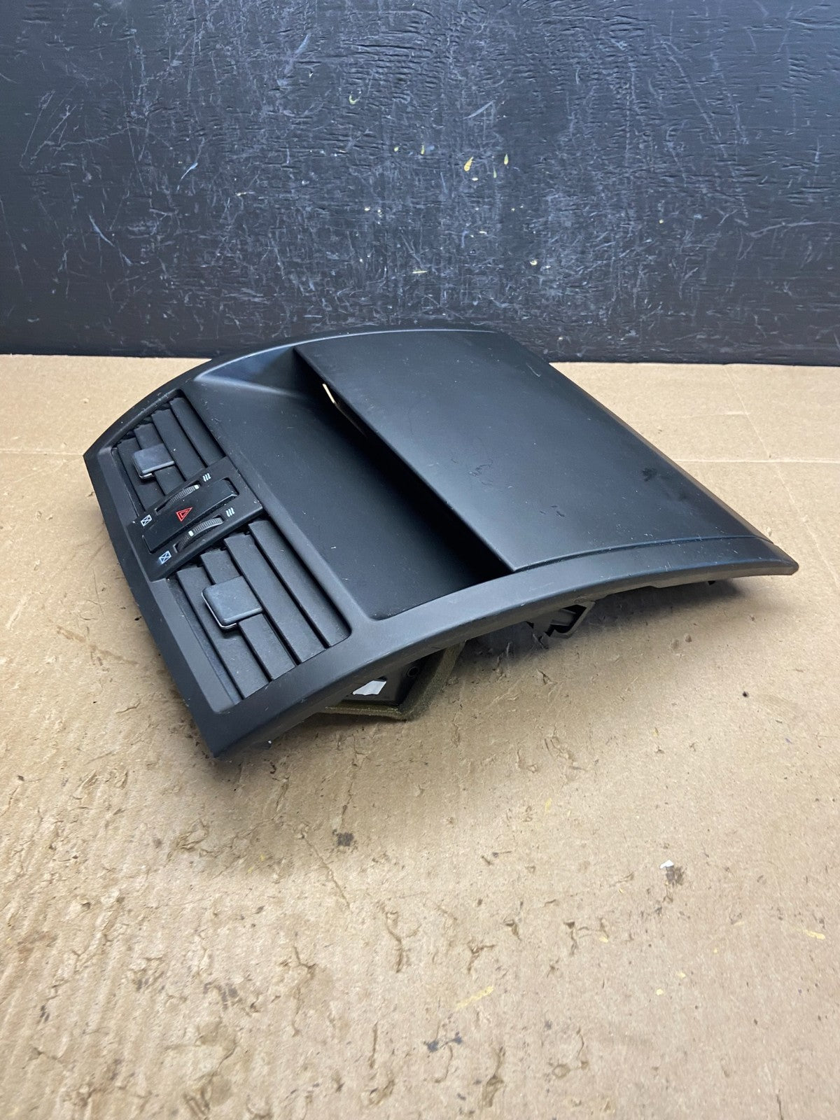 2009 to 2012 Mazda 6 Center Console Dash Dual Air Vent AC9232 DG2