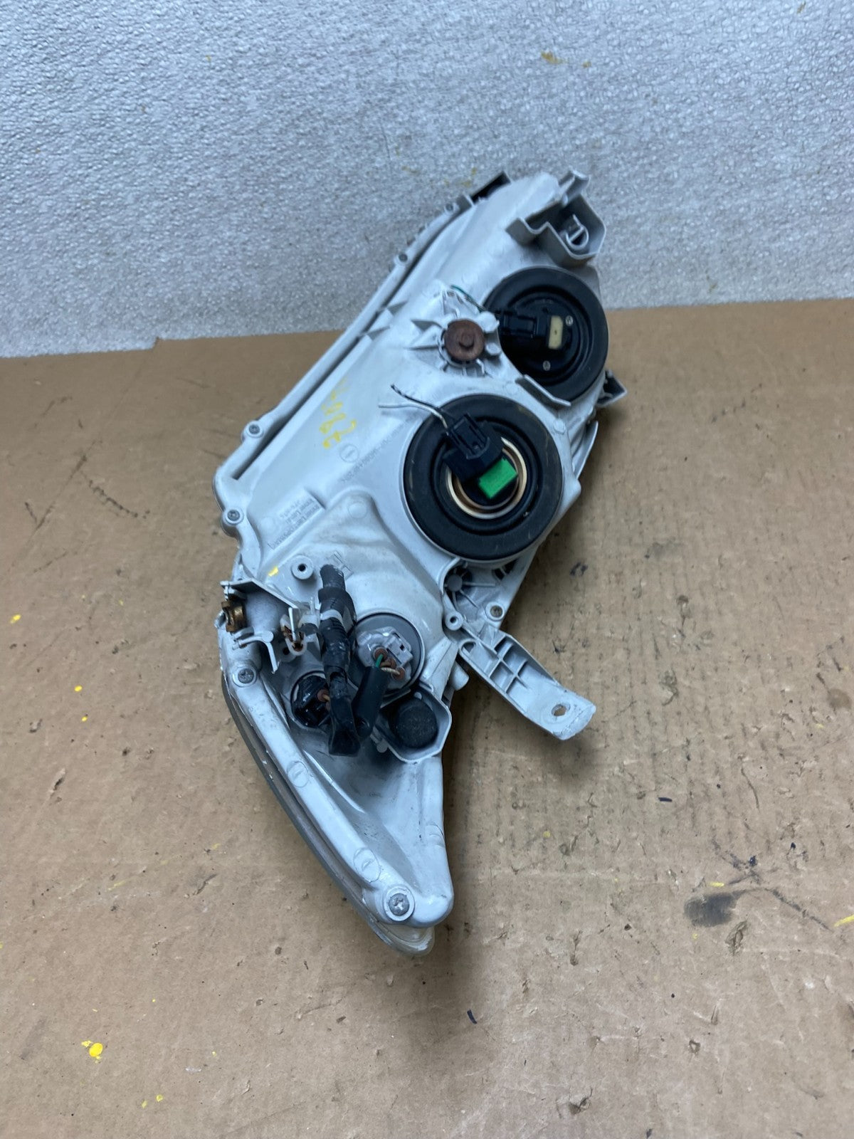 2007 - 2009 Toyota Camry Halogen Right Passenger Headlight Z8072 DW9