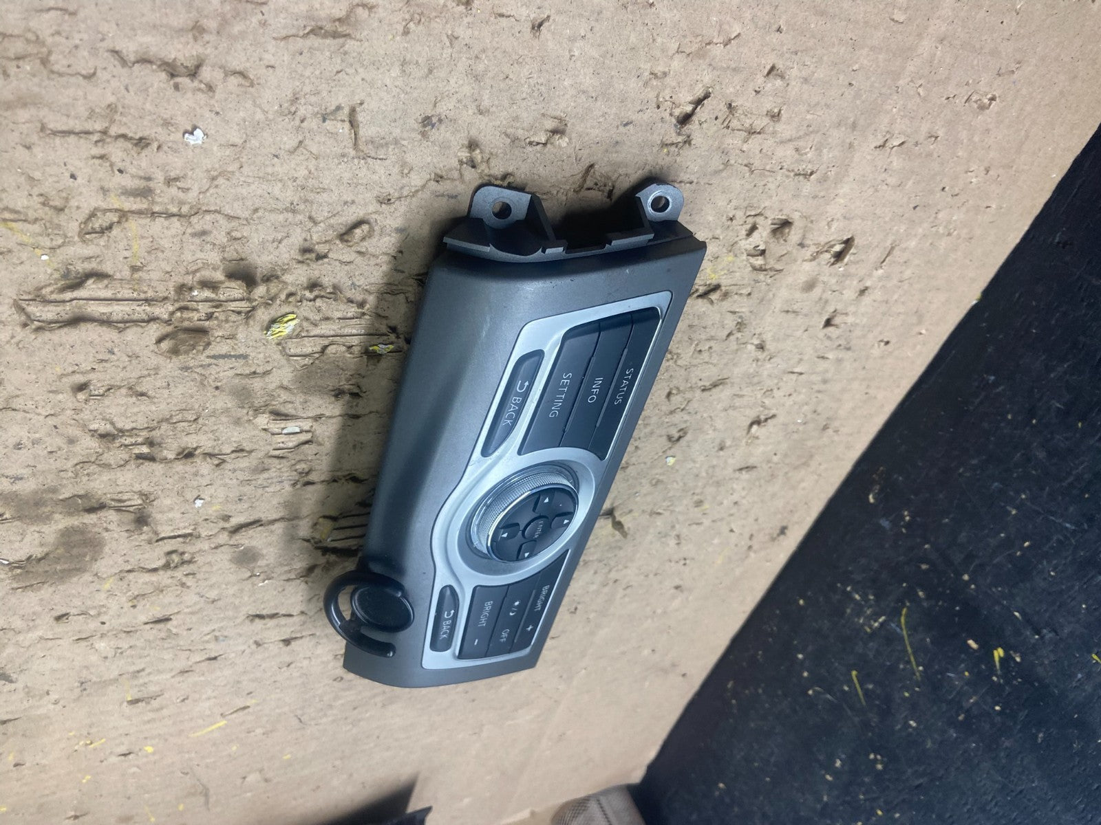 2009-2014 Nissan Murano AM FM Radio CD Control Panel t9005 DG1