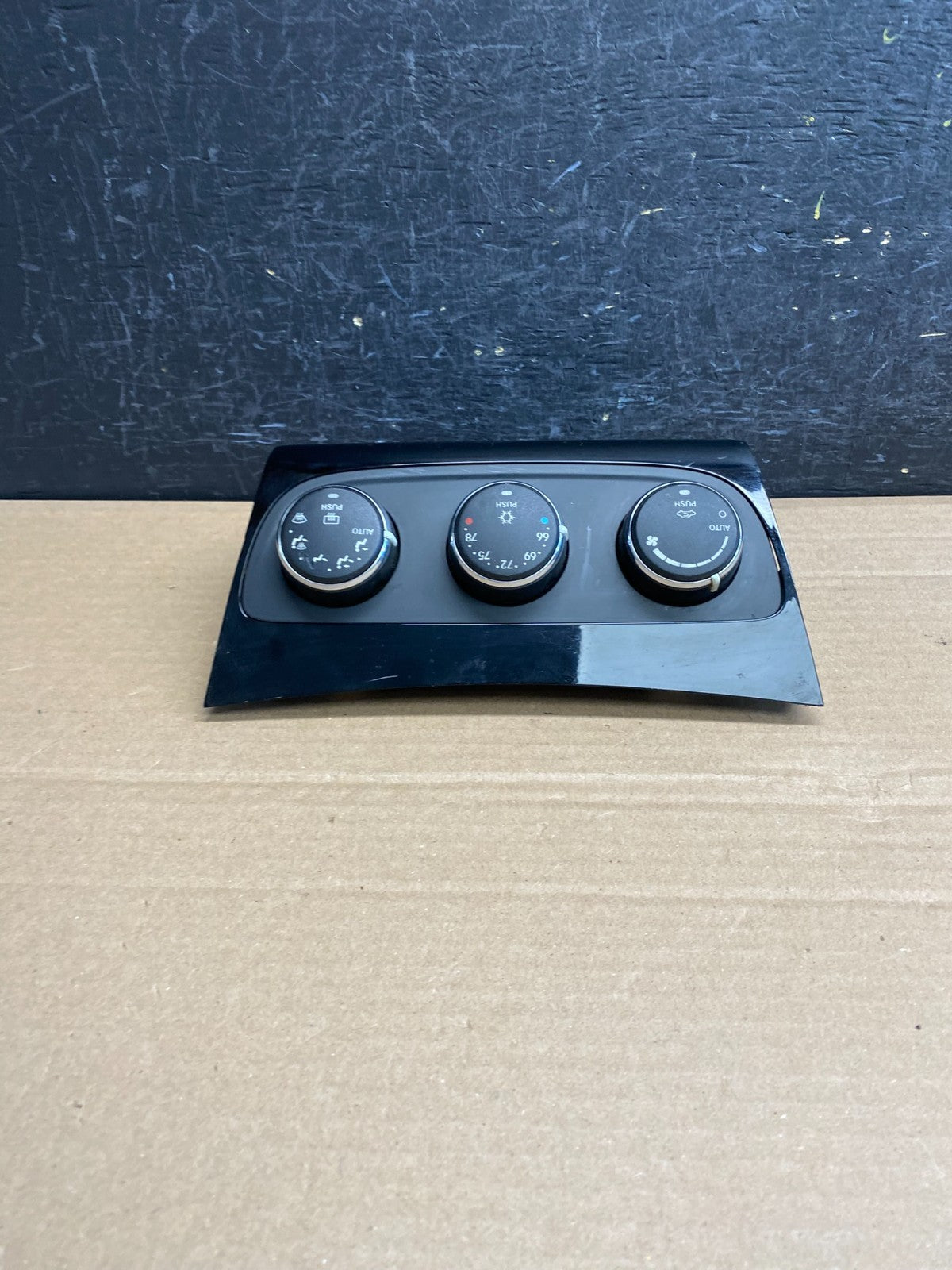 2011-2014 Chrysler 200 Heater AC Climate Switch Temperature Control AF9990 DG3