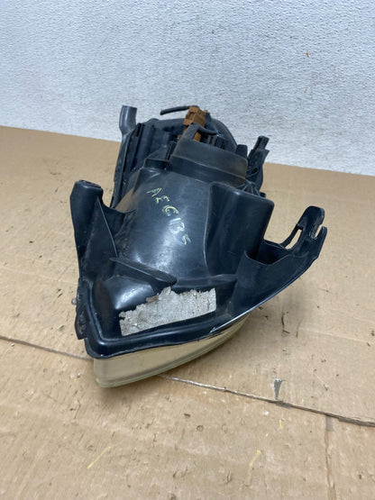 2005 - 2006 Mazda Tribute Left Driver LH Halogen Headlight AE6135 DW8