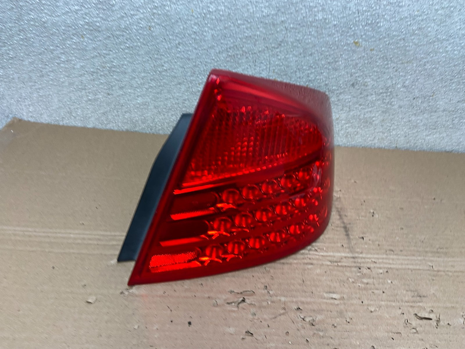 2003 to 2004 Infiniti G35 Right Passenger Rh Side Tail Light OEM AB1113 LK2