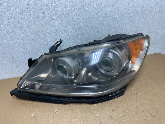 2005 to 2008 Acura RL Left Driver LH Side XENON HID Headlight AD8235 DW0