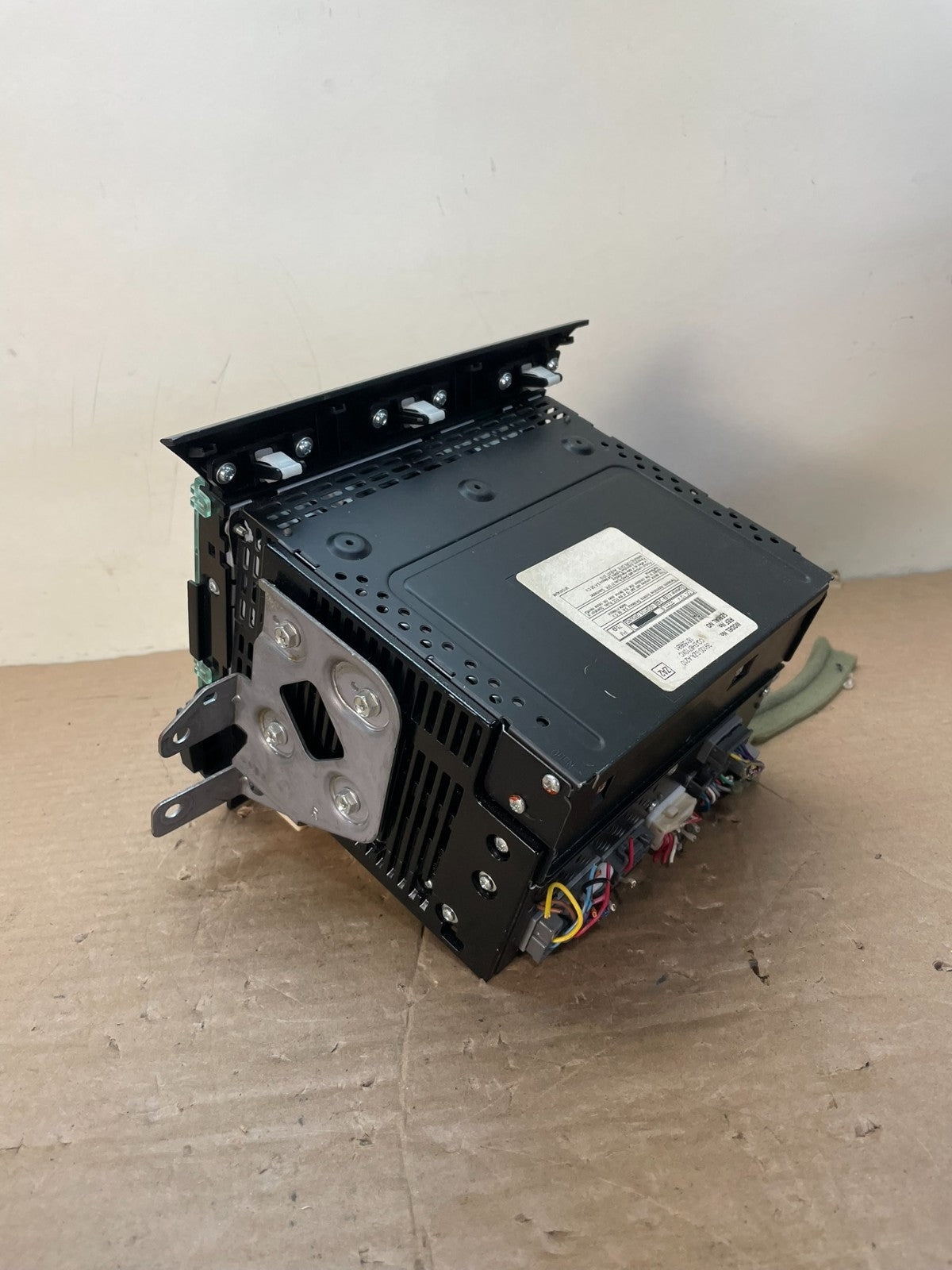 2009 to 2011 Honda Pilot AM FM CD Audio Radio Player Climate Control AI0500 DG3