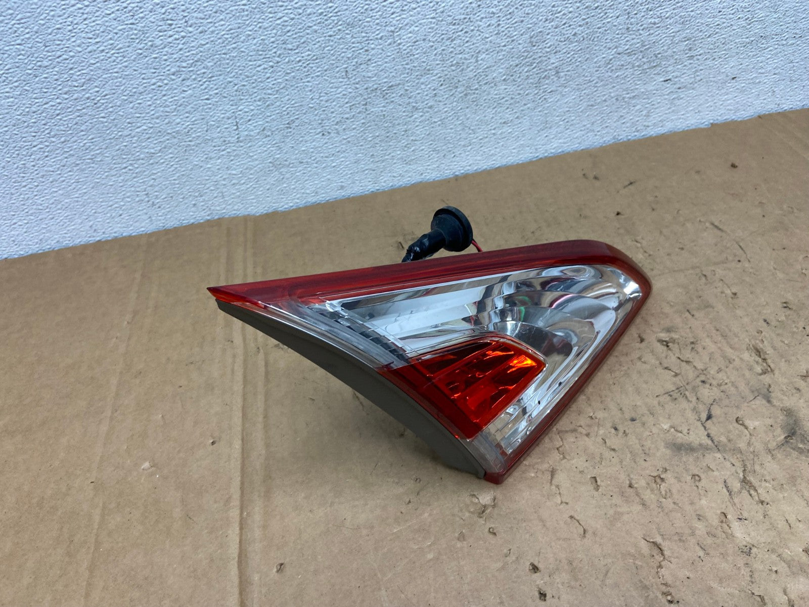 2011-2014 Nissan Murano Left Driver Lh Side Inner Tail Light AD3096 LK2