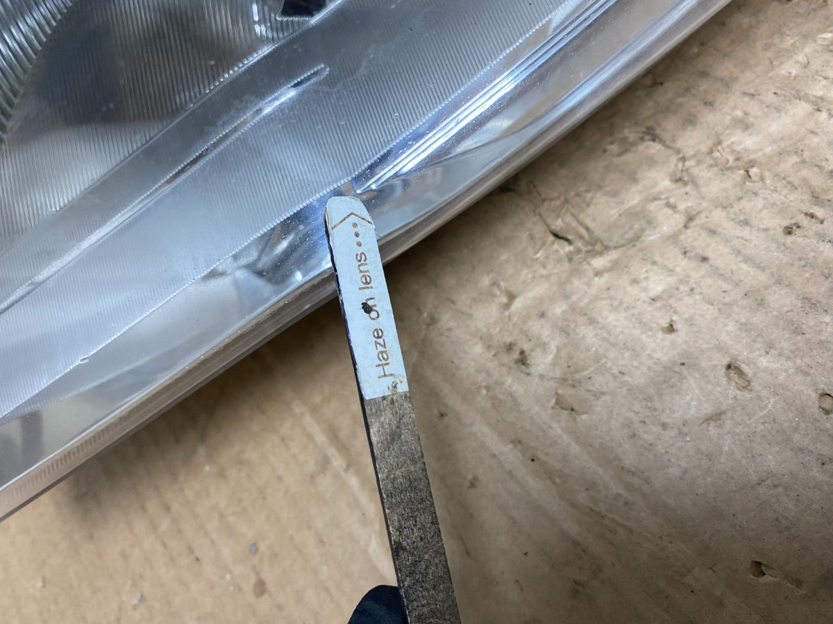 2014 to 2016 Subaru Forester Left Driver LH Headlight Halogen AI5464 DW4