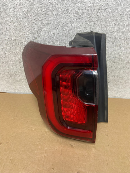 2020 to 2023 GMC Acadia Left Driver LH Side Tail Light AF7297 DW0