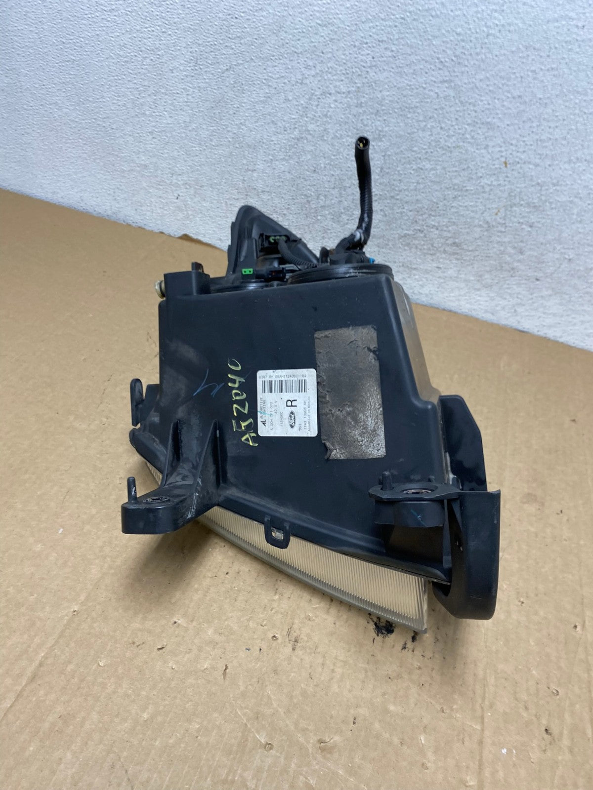 2007 to 2010 Ford Edge Right Passenger RH Halogen Headlight AG2040 LK7