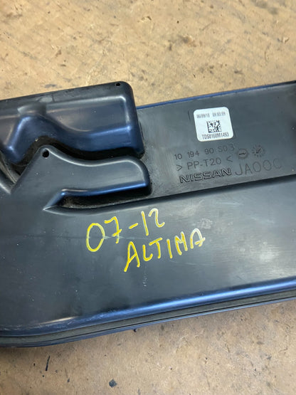 2007 to 2013 Nissan Altima 2.5L Air Duct Tube Resonator 16554-JA000 OEM R2006 DG8