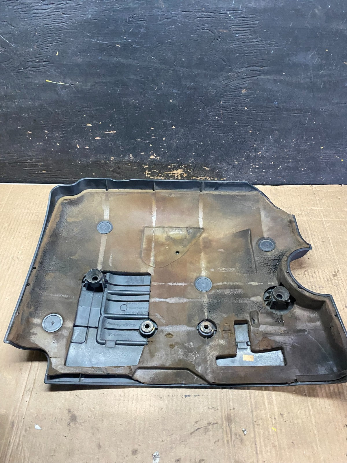 2002 to 2004  Lincoln Navigator 5.4L V8 Engine Motor Cover t4044 DG5