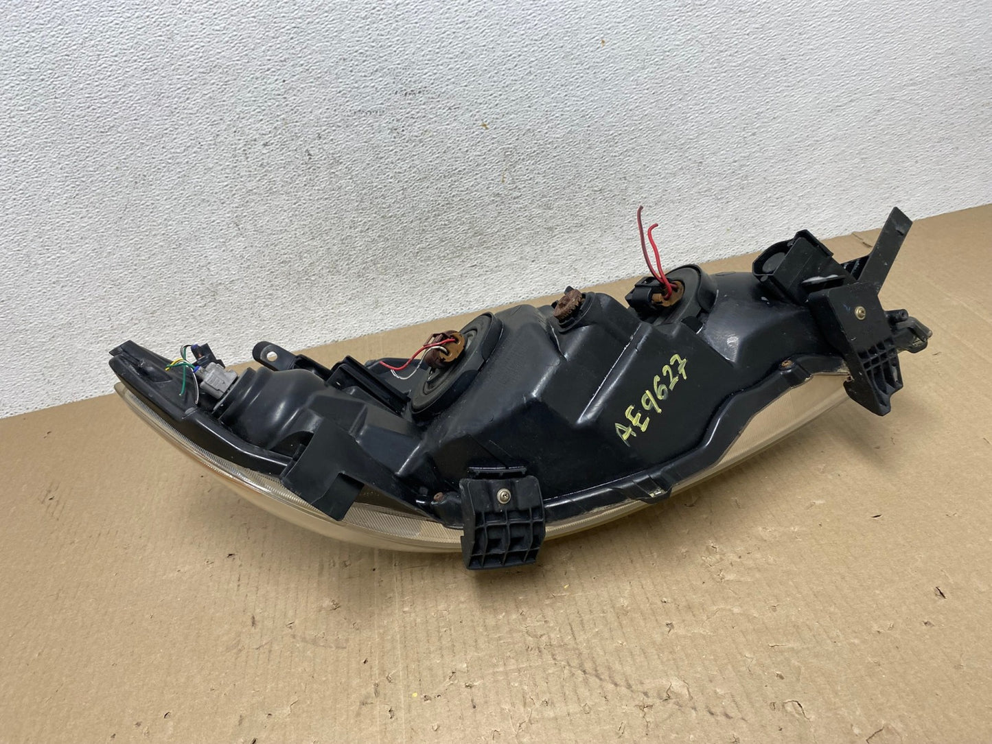 2009 to 2010 Toyota Corolla Left Driver LH Headlight AE9627 LK6