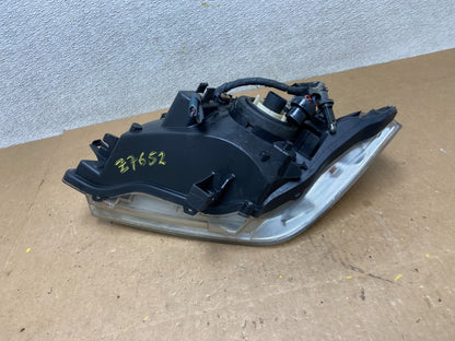2008 to 2012 Nissan Pathfinder Halogen Headlight Right Passenger Z7652 DW9