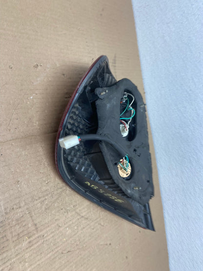2002 2003 2004 Toyota Camry Tail Light Right Passenger Rh Side OEM AB8286 LK4
