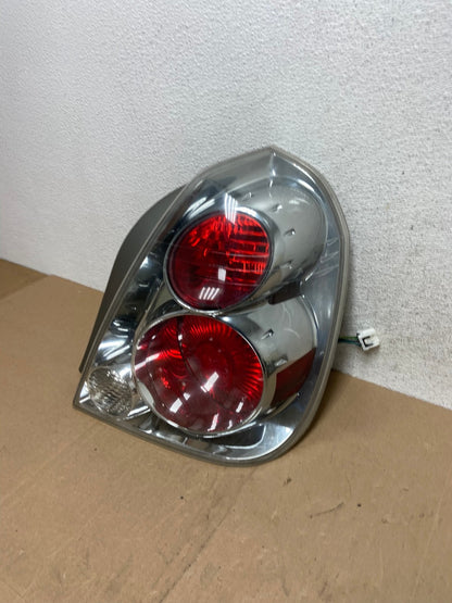 2005 to 2006 Nissan Altima Tail Light Right Passenger RH Side AE6689 LK1