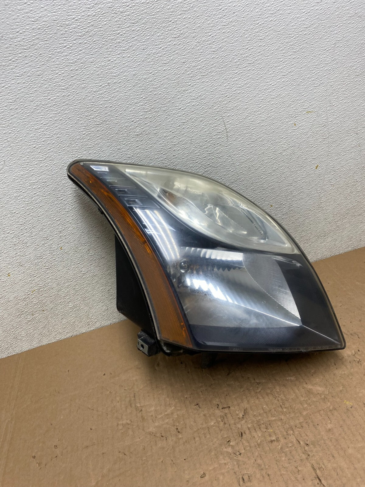 2010 2011 2012 Nissan Sentra Halogen Right Passenger Black Headlight N1318 DW2