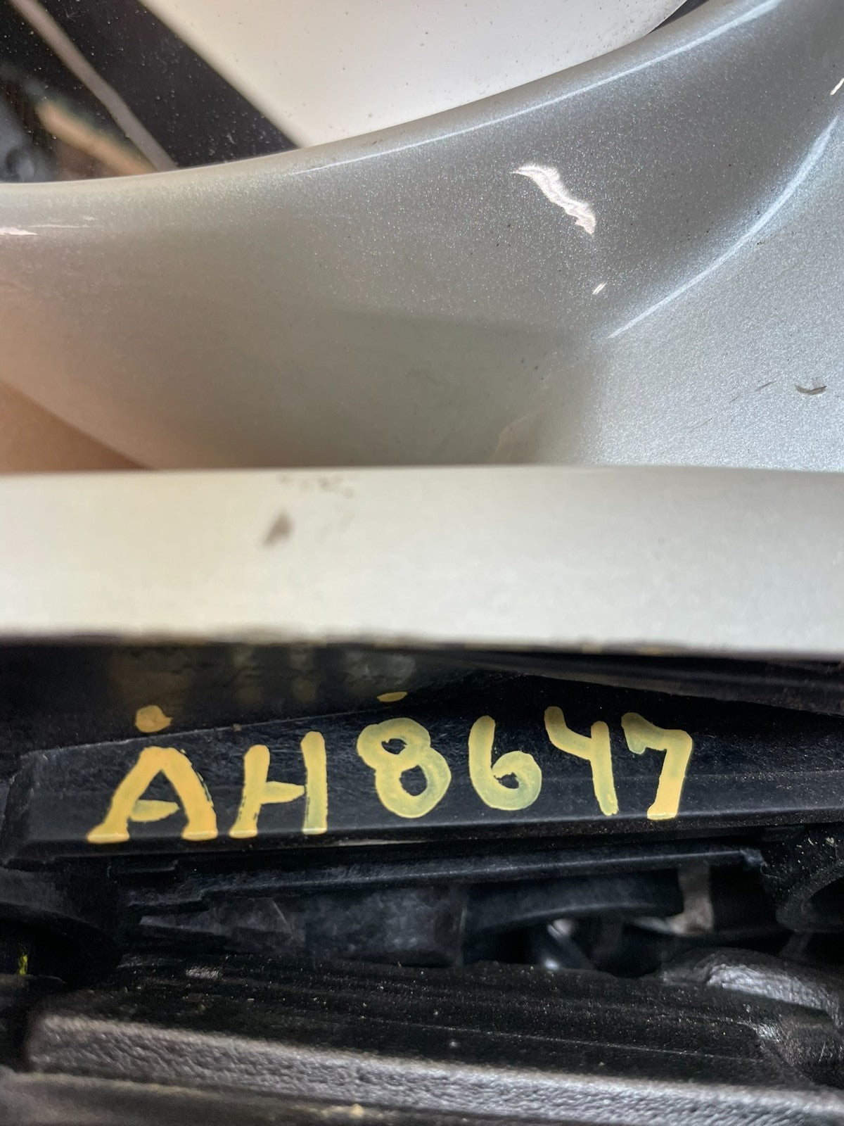 2004 to 2011 Lincoln Town Car Right Passenger View Heated Door Mirror AH8647 DG10