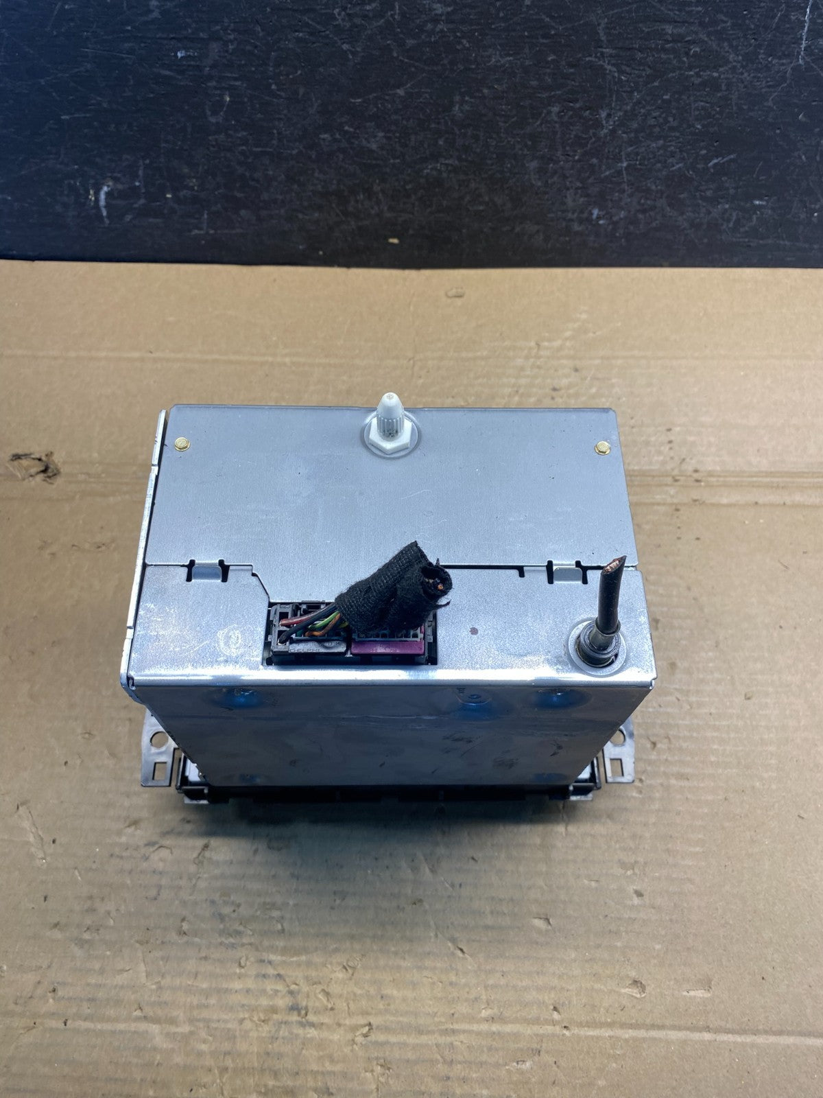2007 to 2014 GMC Chevy Truck Yukon Silverado AM FM Radio AD6588 DG5
