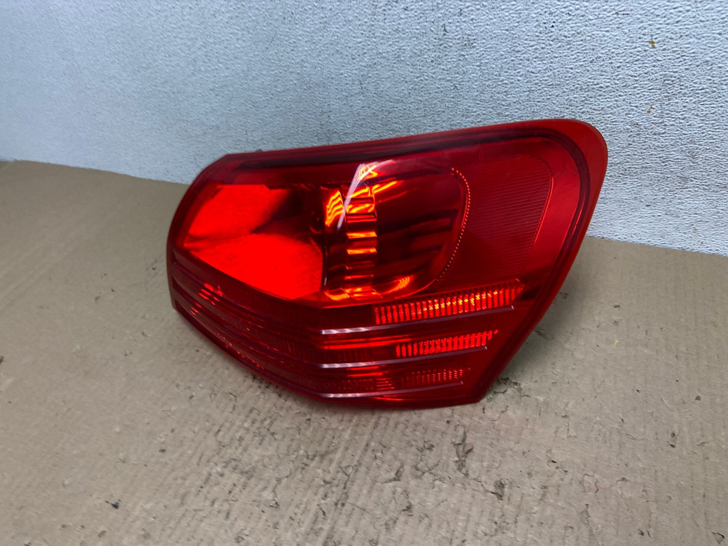 2008 to 2015 Nissan Rogue Right Passenger Rh Side Tail Light AF2904 LK1