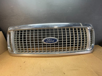 1999 to 2004 Ford F250 Super Duty Front Upper Grill Grille AC5073 DG0