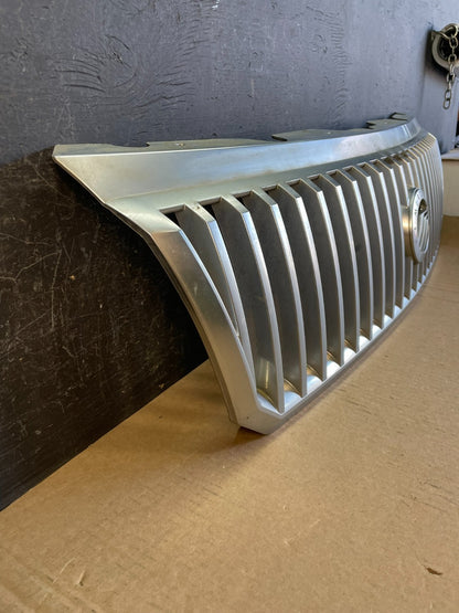 2002 to 2005 Mercury Mountaineer Front Upper Grill Grille AD0129 DG2