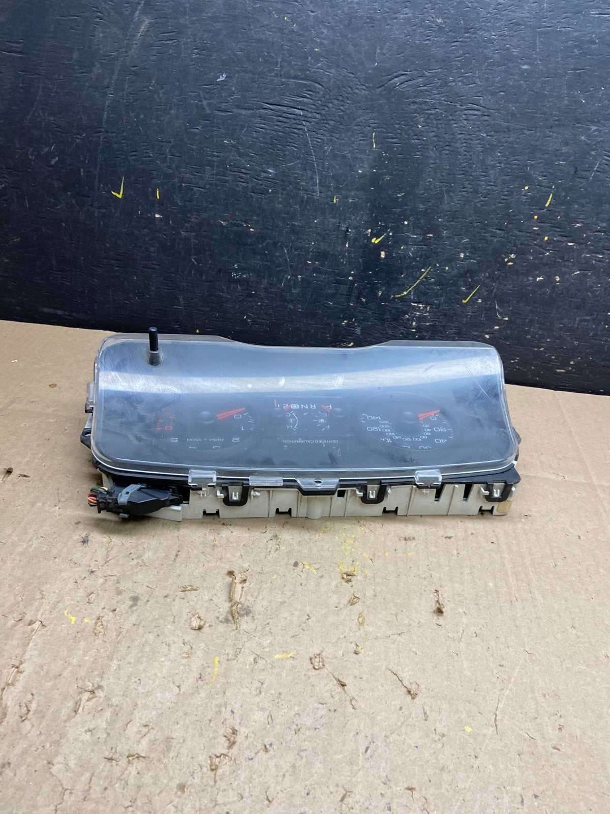 2006 to 2011 Ford Crown Victoria Speedometer Cluster Gauge u4988 DG4