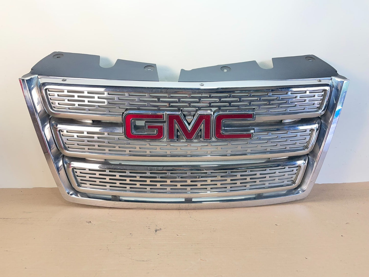 2010 to 2015 Gmc Terrain Front Upper Grill Grille Aftermarket AF8501 DG0