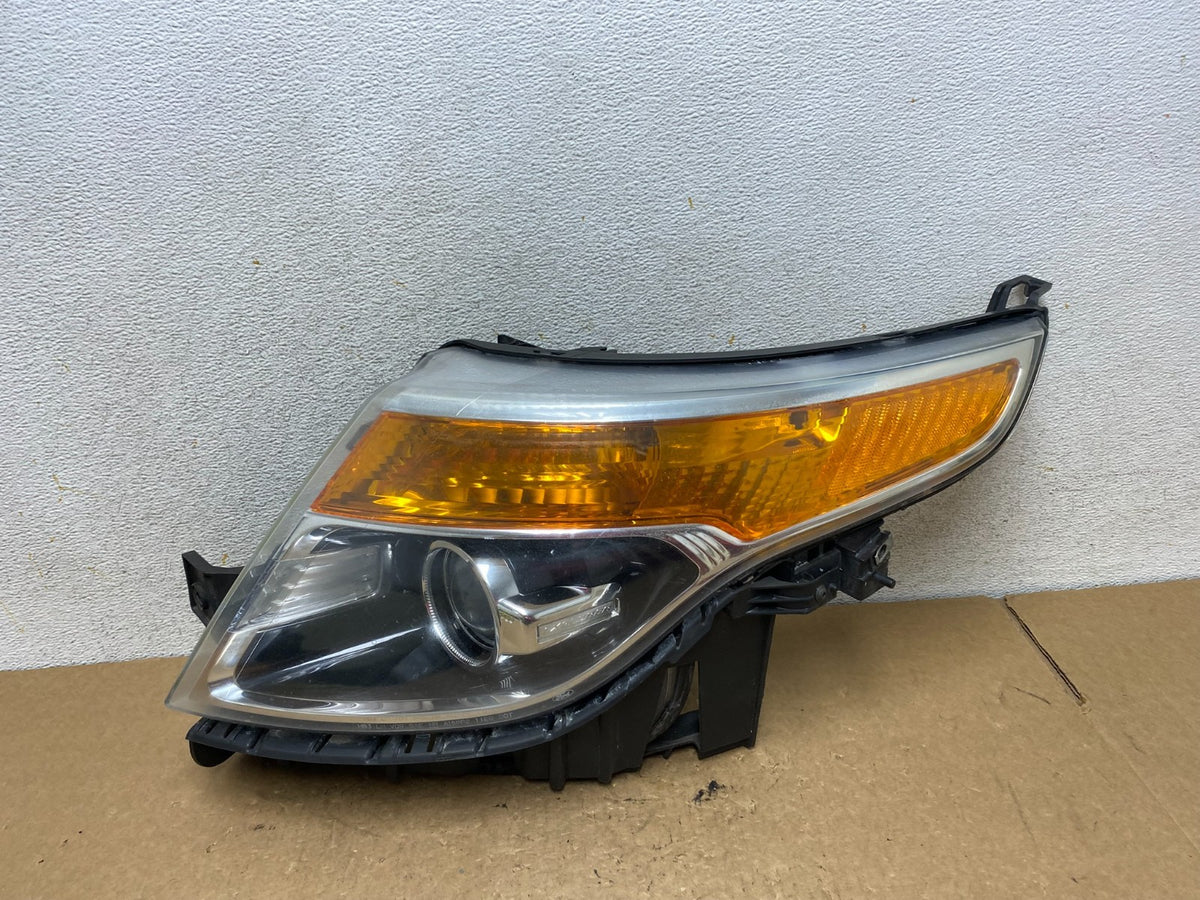 2011 to 2015 Ford Explorer Left Driver LH Halogen Headlight AI3600 DW0