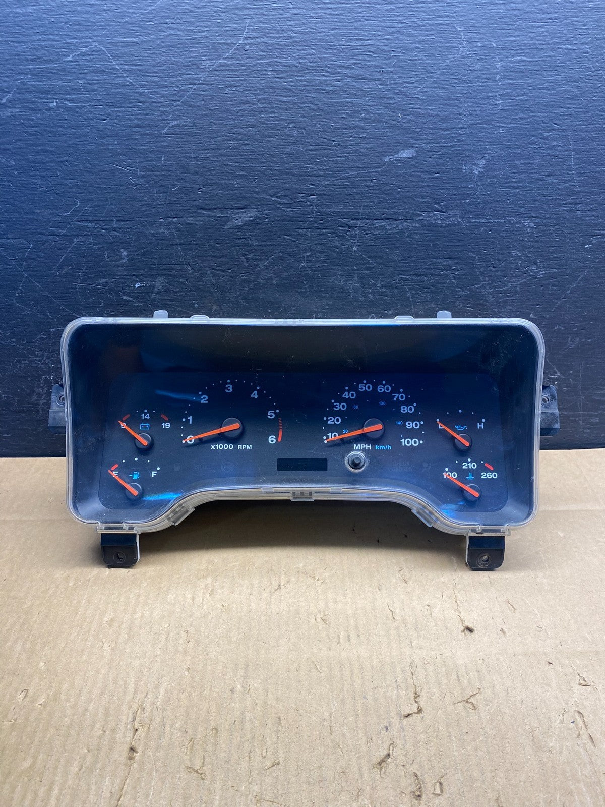 2003 to 2006 Jeep Wrangler Speedometer Cluster AD1636 DG0
