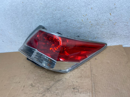 2008 to 2012 Honda Accord Sedan Tail light Right Passenger RH AI5434 LK1