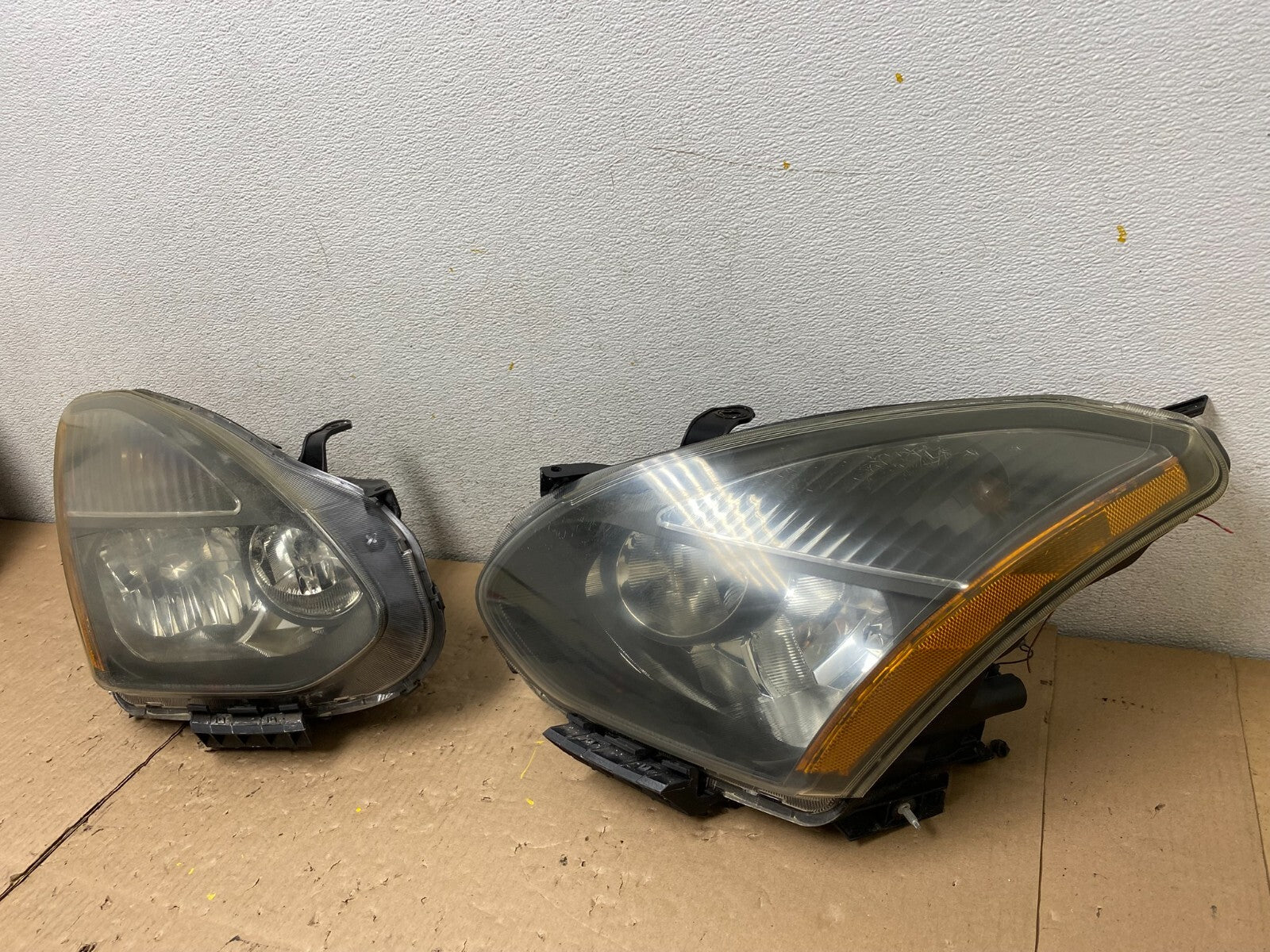 2009-2013 Nissan Rogue Left+Right Side Set Black Halogen Headlights M4979 DW1
