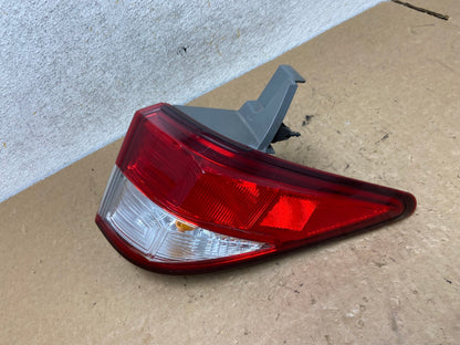 2011 to 2017 Nissan Quest Passenger Right Side Tail Light AI3722 LK1