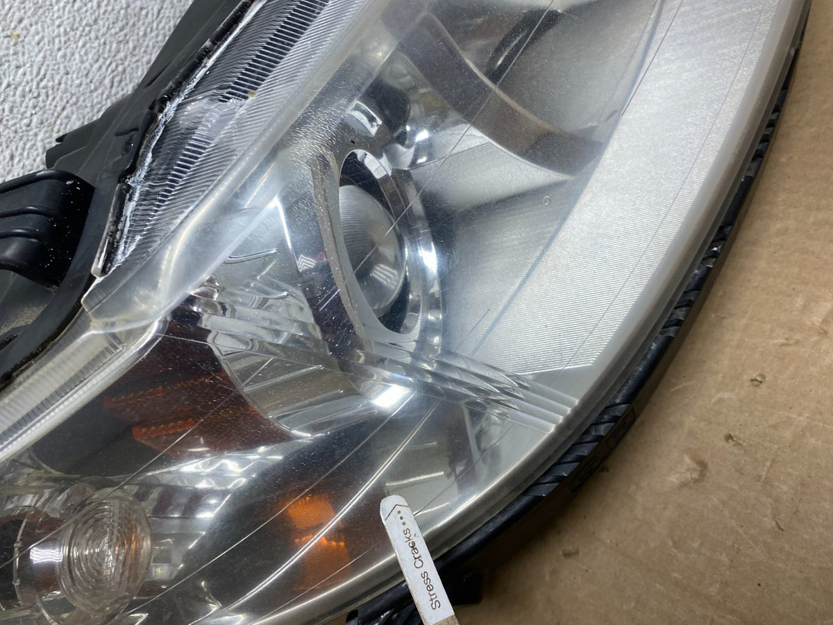 2008 - 2014 Subaru Tribeca Right Passenger Side Halogen Headlight AI1187 DW4
