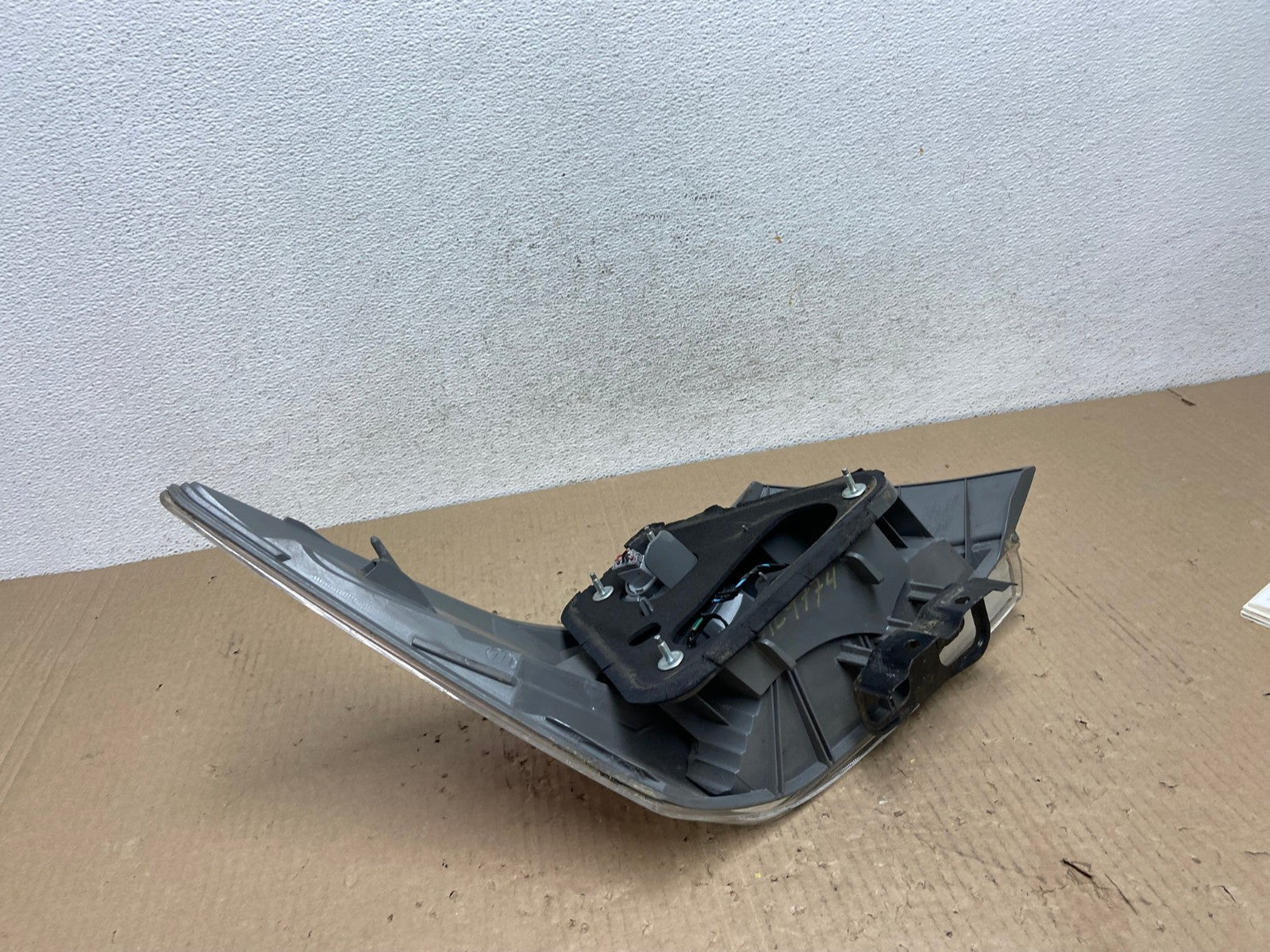 2008 to 2012 Honda Accord Sedan Tail light Right Passenger RH Side AE9774 LK7