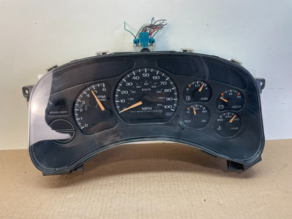 2002 GMC Yukon Speedometer Cluster Gauge ai8537 DG0