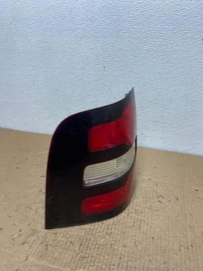 2006 to 2010 Ford Explorer Left Driver Lh Side Tail light OEM AC 4112 LK2